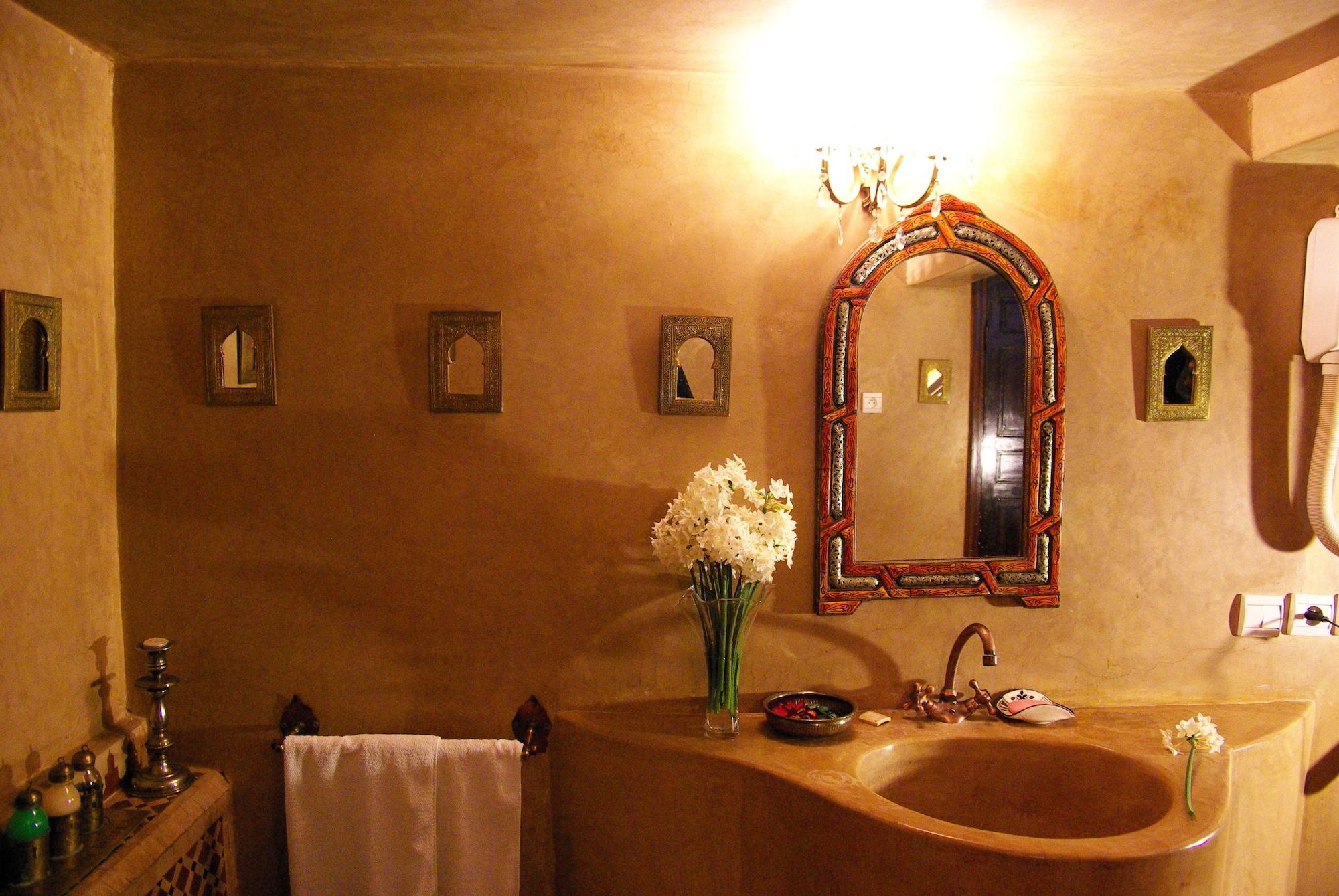 Riad Ibn Battouta&Spa Fez Bagian luar foto